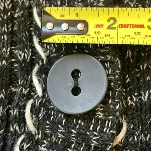 Papillion  Krochetta 100% acrylic sweater with three buttons up the front w hood - Picture 7 of 7